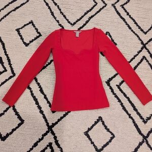 H&M Women’s Long-Sleeve Red Sweetheart Scoop Neck Top X-Small